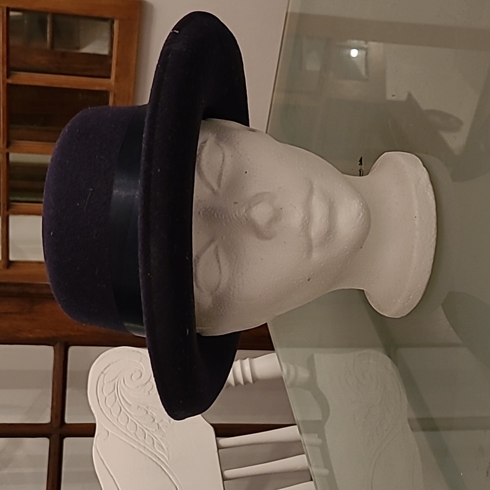 Ladies hat Vintage